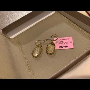 GOLD SIL GEN LEMN QTZ RCTGL DROP EAR